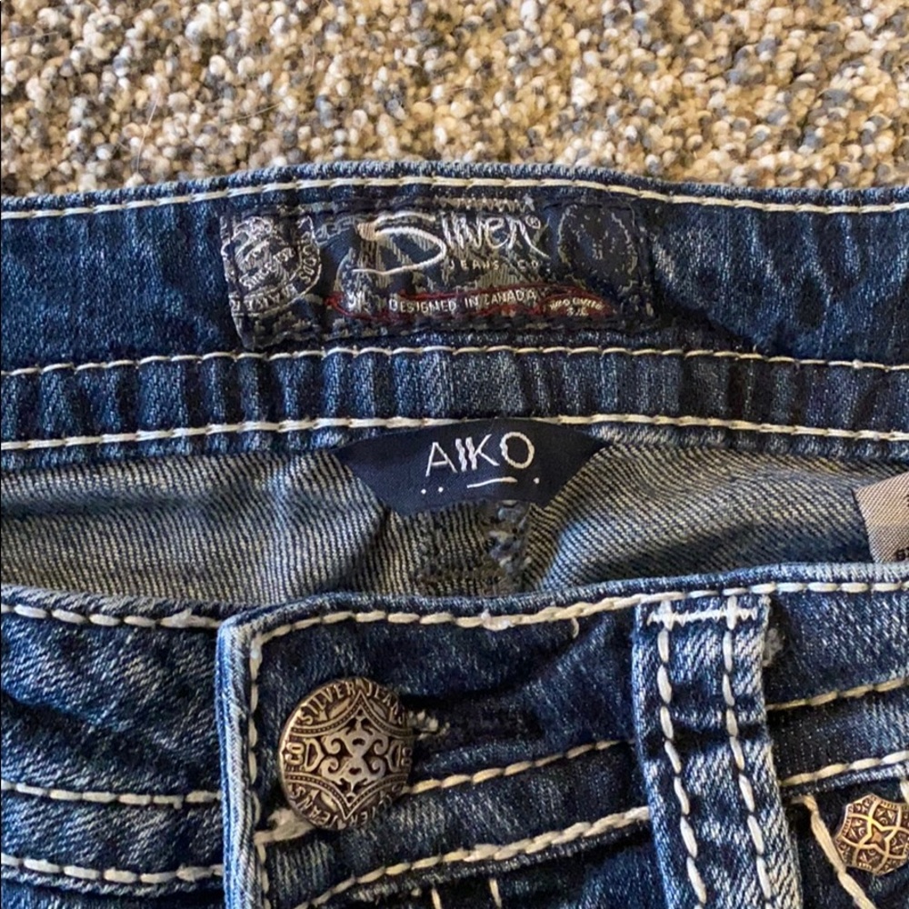Cropped Silver Jeans - Picture 2 of 4